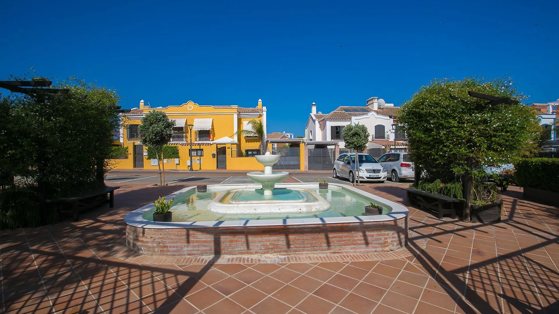 Oleholidays Adosado Villas Y Golf Guadalmina Urbanizacion Privada ماربيا