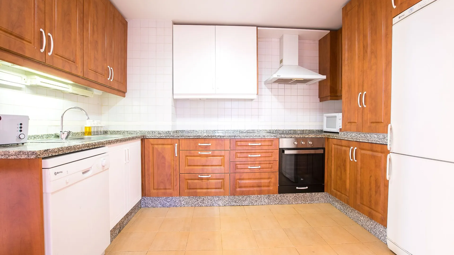 Oleholidays Adosado Villas Y Golf Guadalmina Urbanizacion Privada Марбелья Дом отдыха